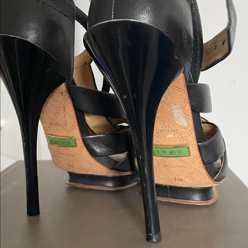 LAMB 7m Women’s Black Leather Strappy Platform Heels